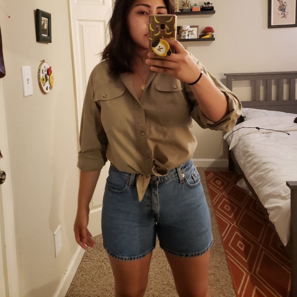 High waisted vintage Levis jean shorts